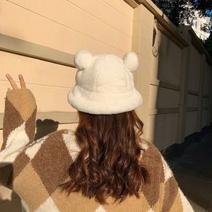 Fluffy Hat with Ear (WHITE)